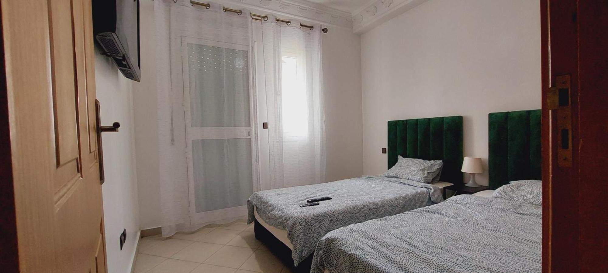 Appartement Avec Piscines, Vue Sur Mer Et Acces A La Plage A Achakar Hill, Tanger. Esterno foto